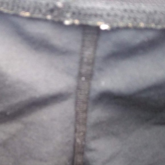 Lululemon basic black shorts wet dry warm - Picture 4 of 4